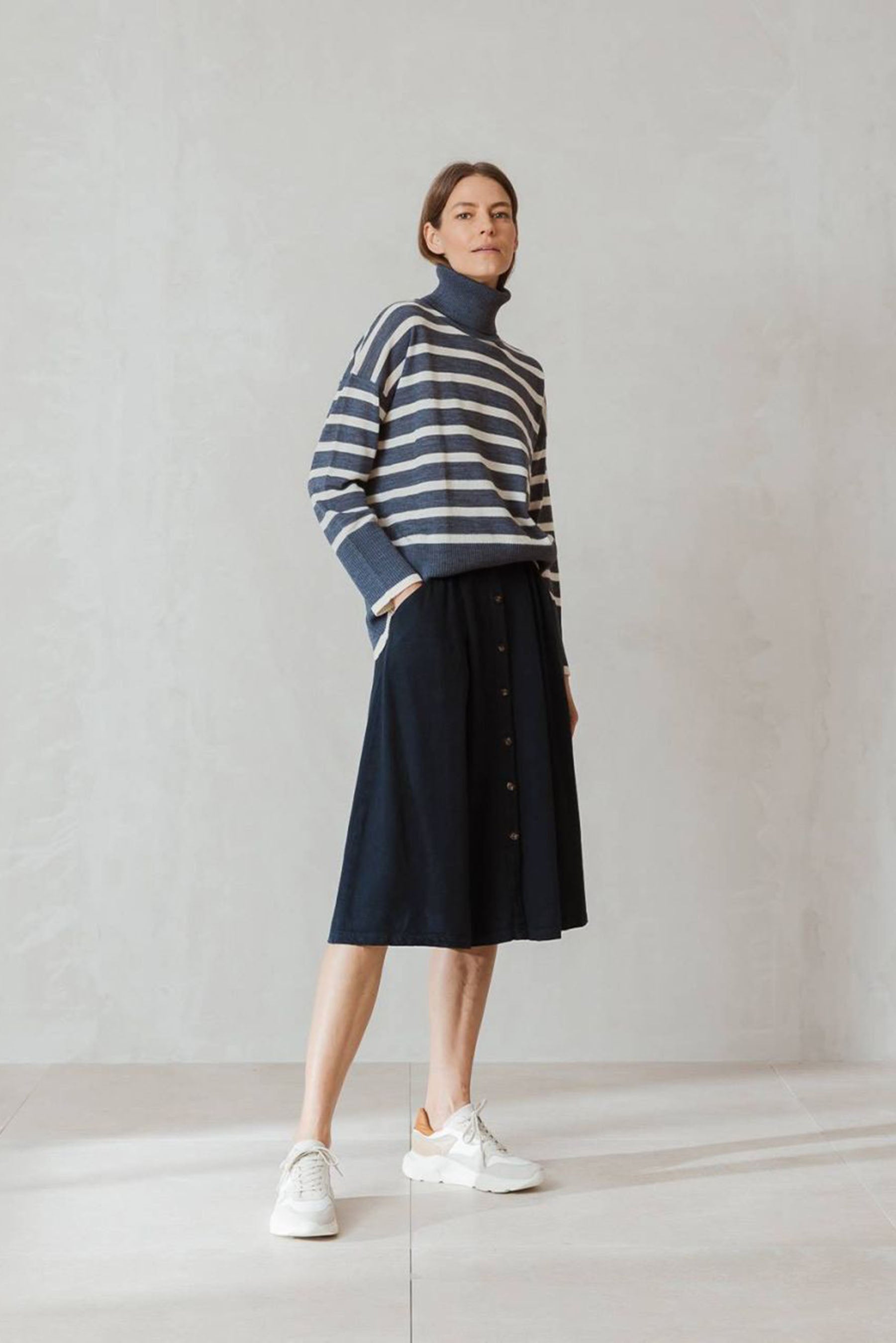 Navy linen skirt online