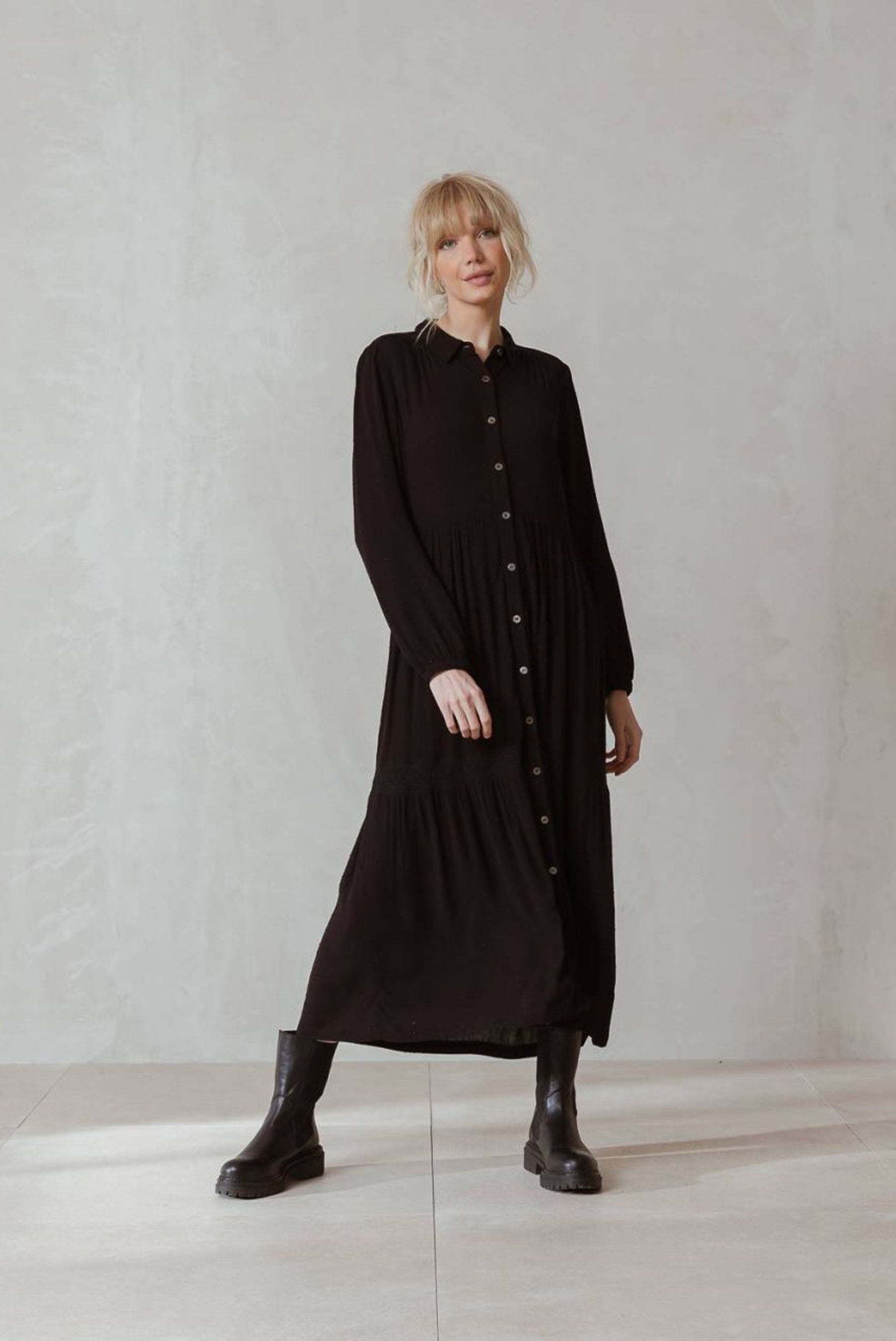 indi maxi dress Indi & Cold Plumeti Maxi Dress (Black) | Vivi Girl Shop